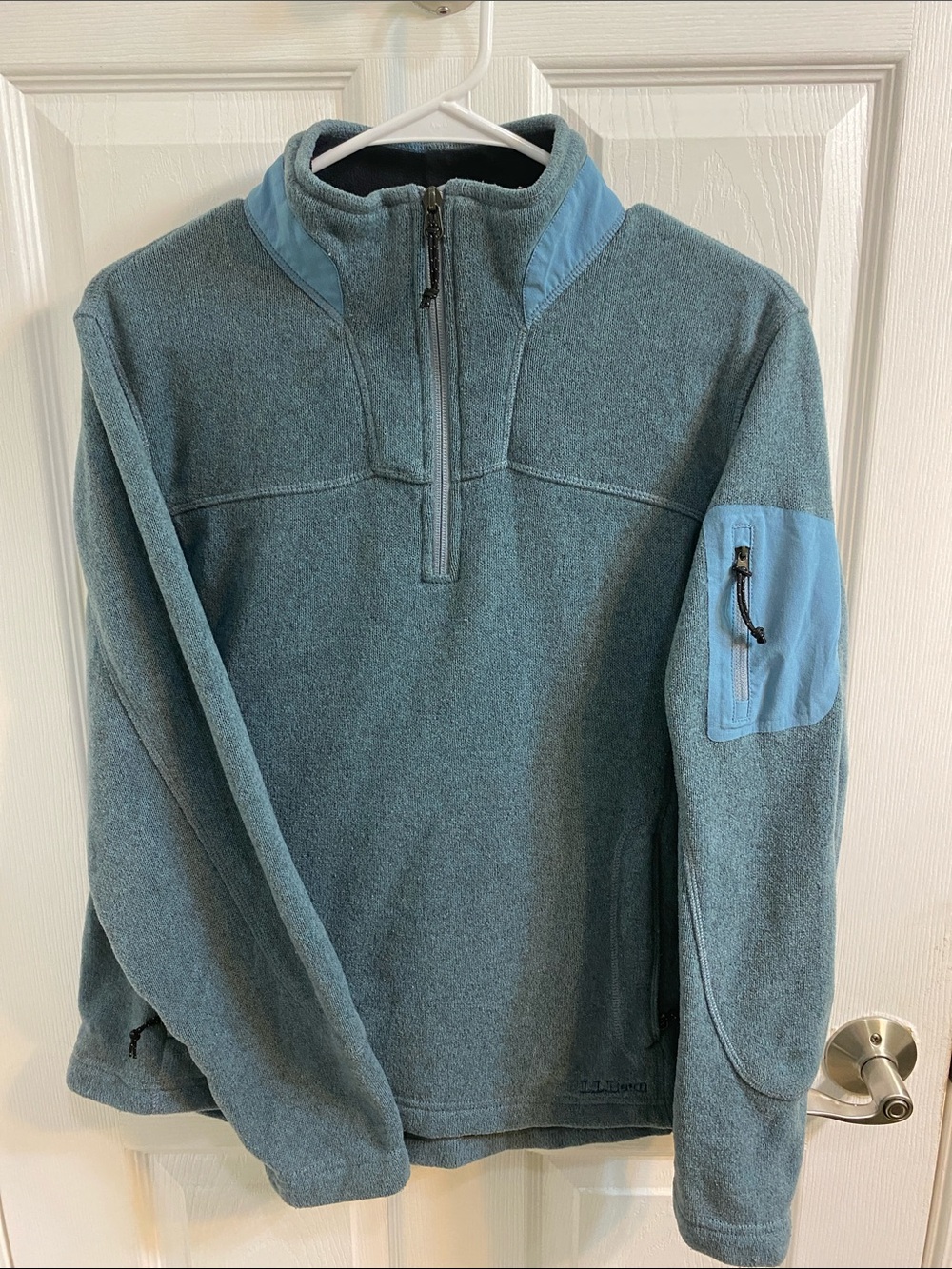L.L. Bean Teal Pullover Fleece with Light Blue Accents
